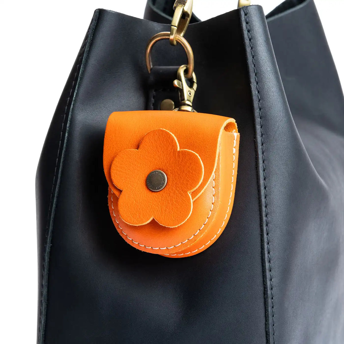 Petunia Pouch