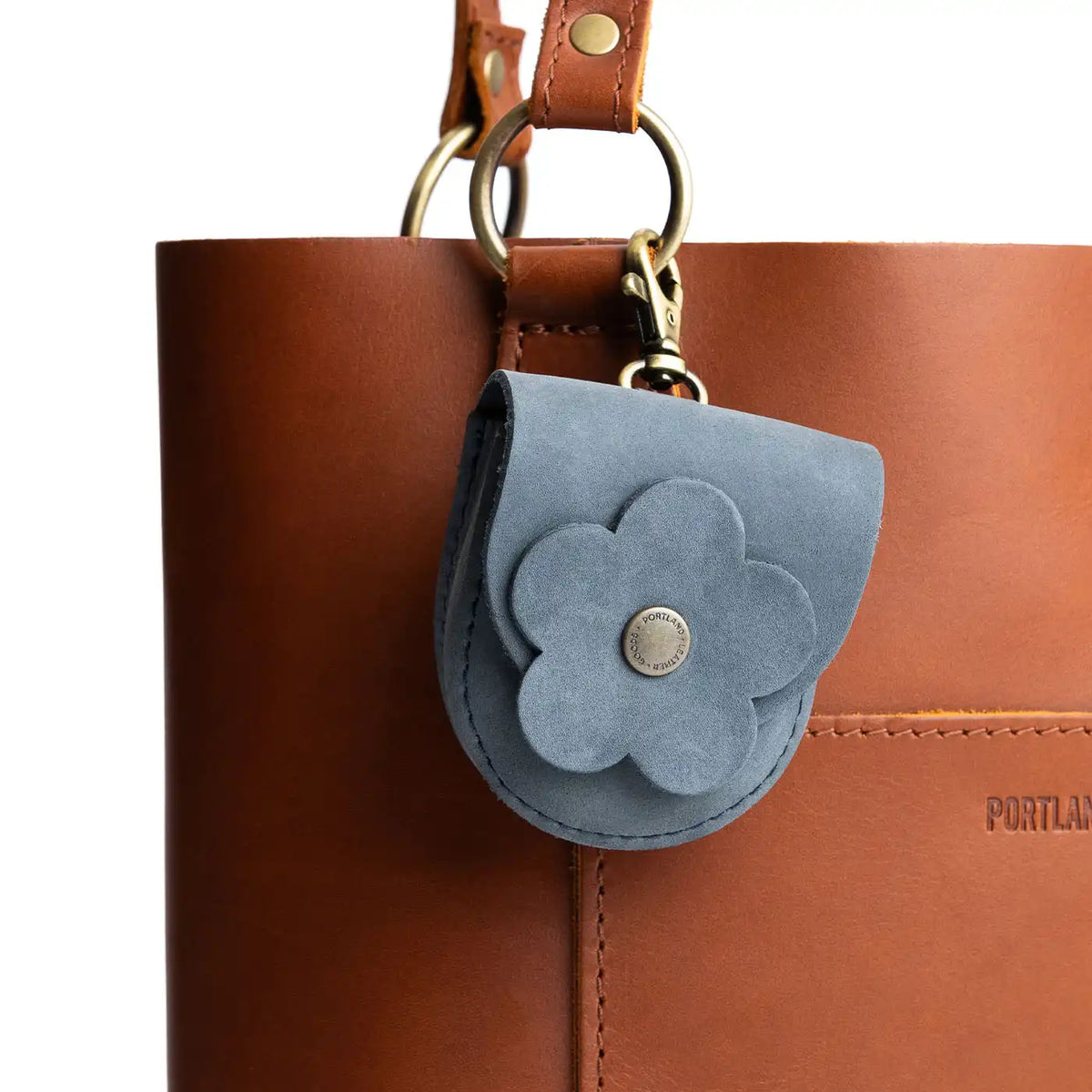 Petunia Pouch