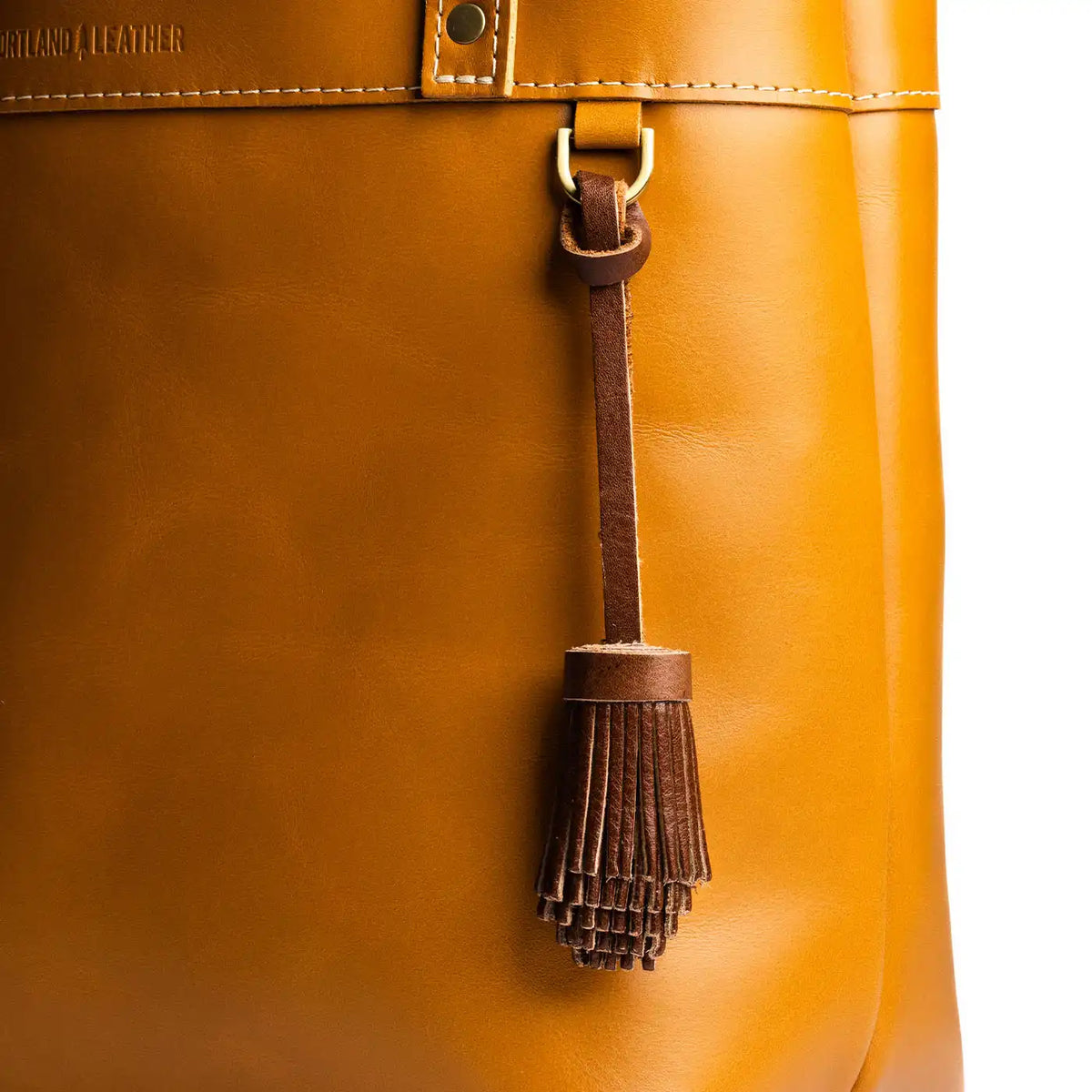 Pom Tassel