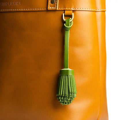 Pom Tassel